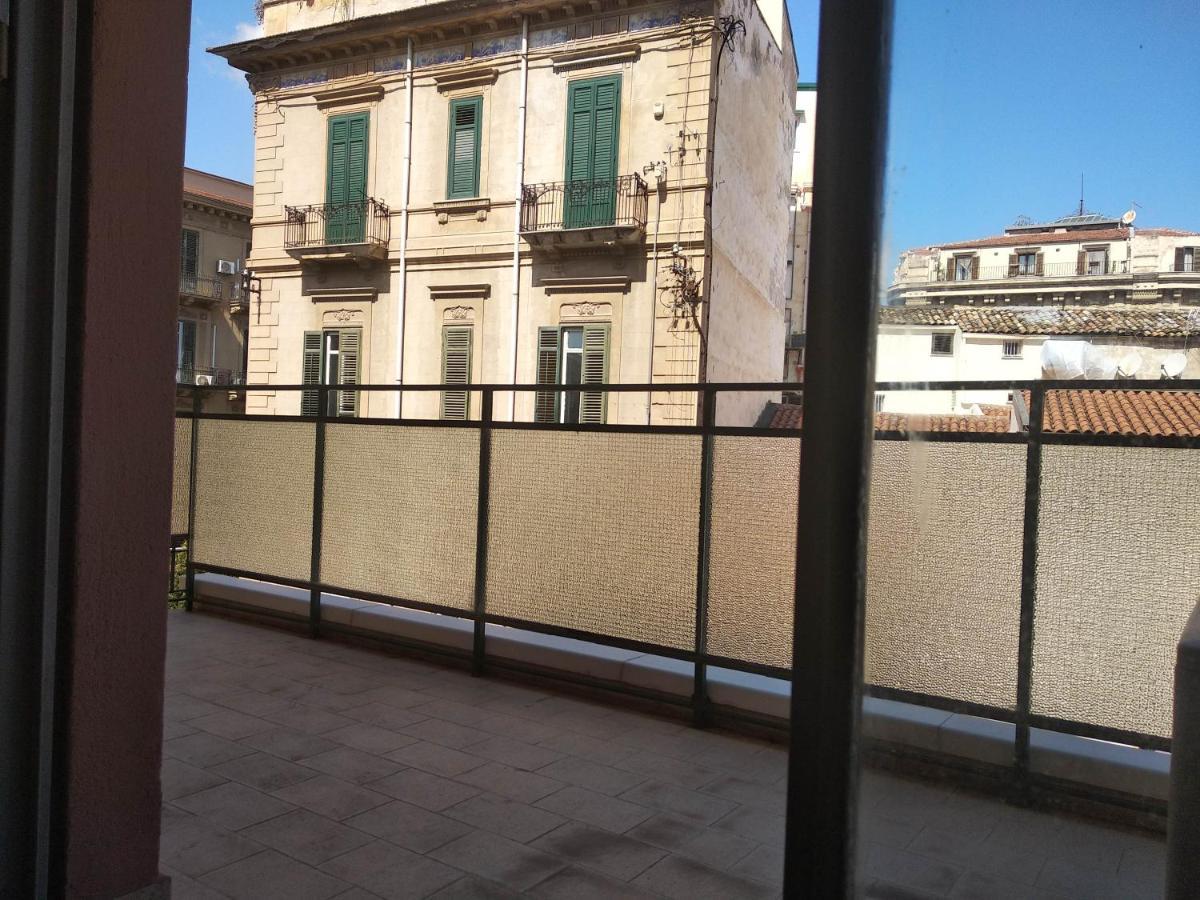 דירות פלרמו Casa Studenti E Giovani Turisti Fkk - Giochi Di Societa Ed Intimo Party - Volontari Benvenuti מראה חיצוני תמונה