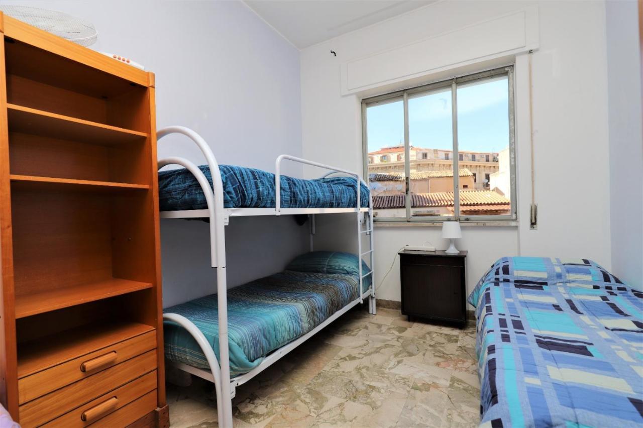 דירות פלרמו Casa Studenti E Giovani Turisti Fkk - Giochi Di Societa Ed Intimo Party - Volontari Benvenuti מראה חיצוני תמונה