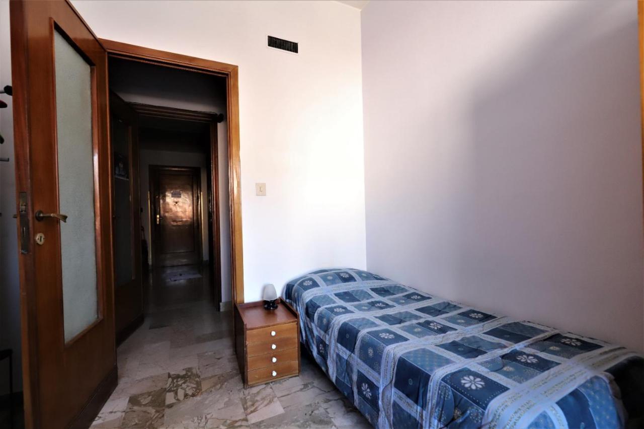 דירות פלרמו Casa Studenti E Giovani Turisti Fkk - Giochi Di Societa Ed Intimo Party - Volontari Benvenuti מראה חיצוני תמונה